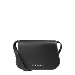 Calvin Klein Taška přes rameno 'SLIDE SADDLE BAG'  černá
